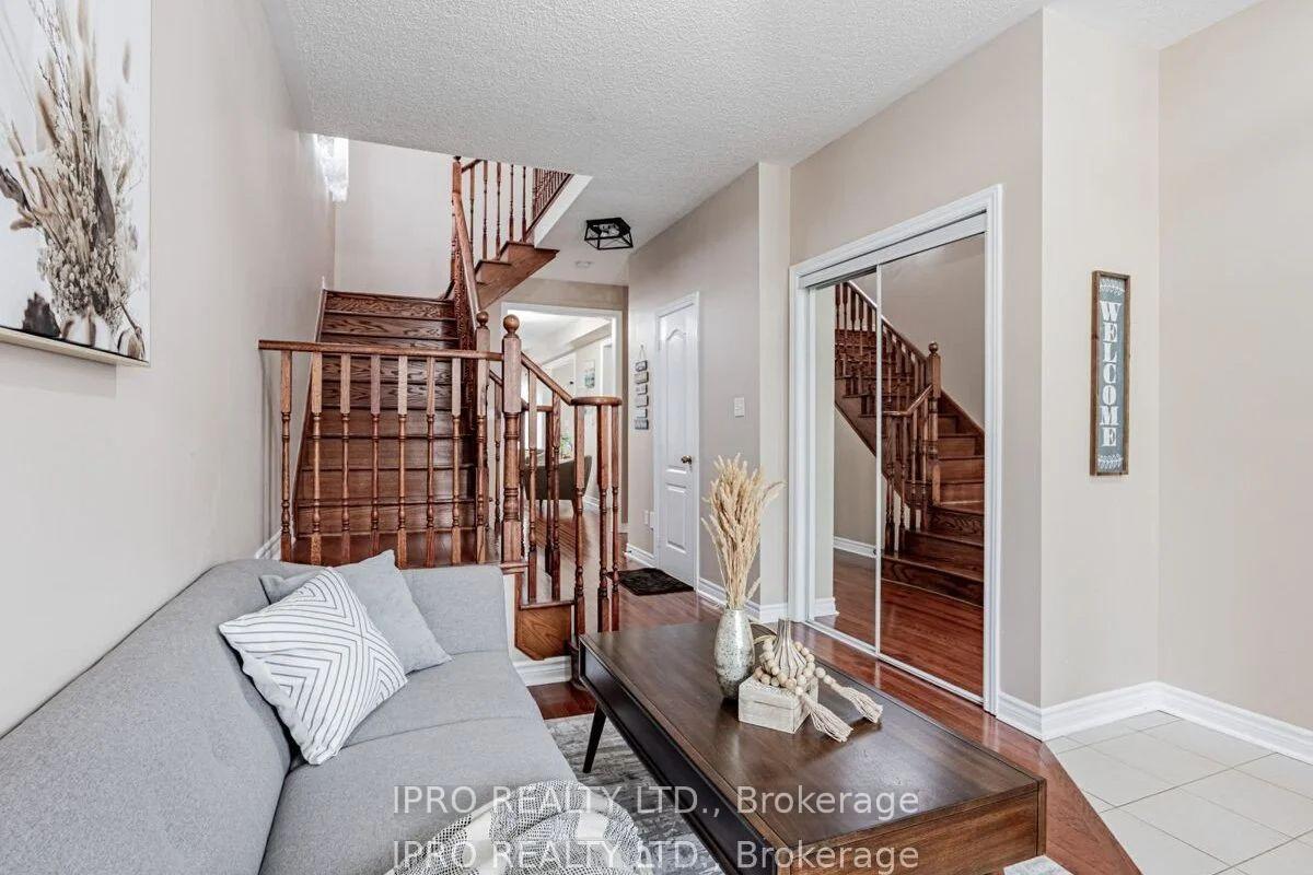 Photo 4 of 1609 Winville Road, Pickering, Duffin Heights — HOMEH