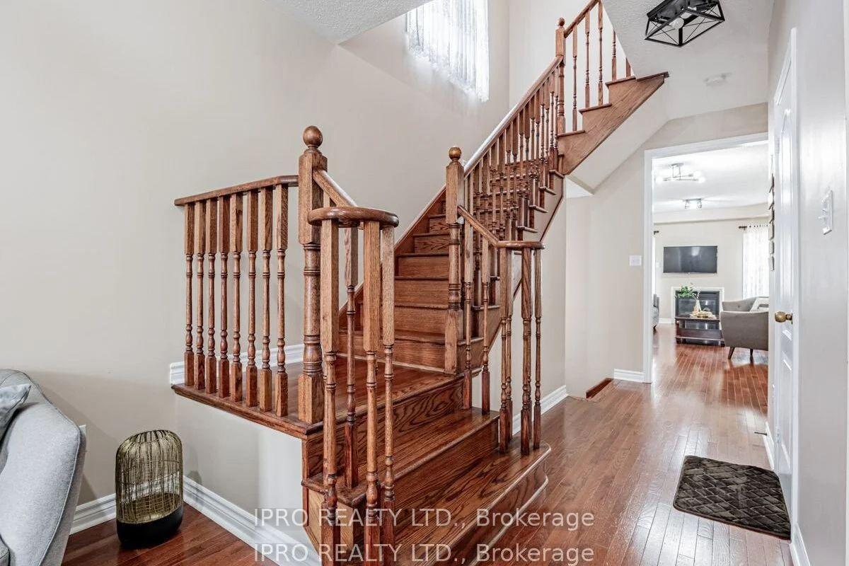 Photo 6 of 1609 Winville Road, Pickering, Duffin Heights — HOMEH