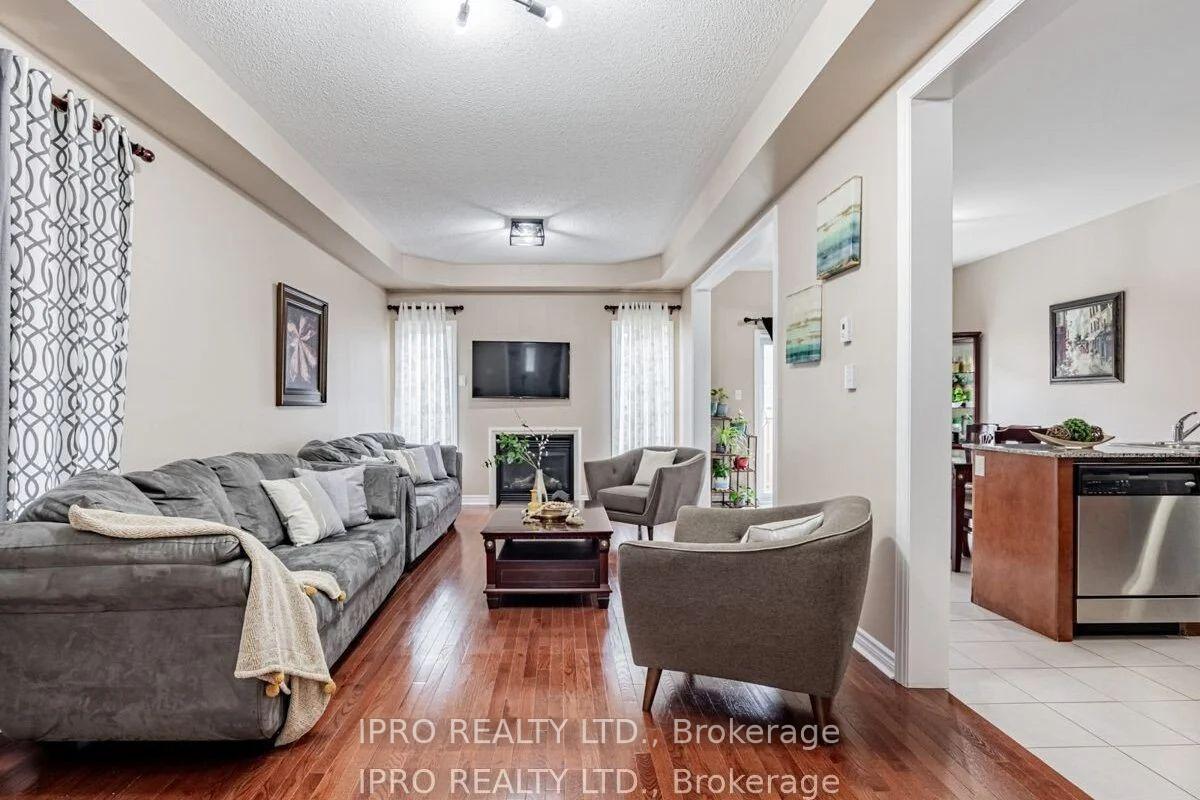 Photo 17 of 1609 Winville Road, Pickering, Duffin Heights — HOMEH