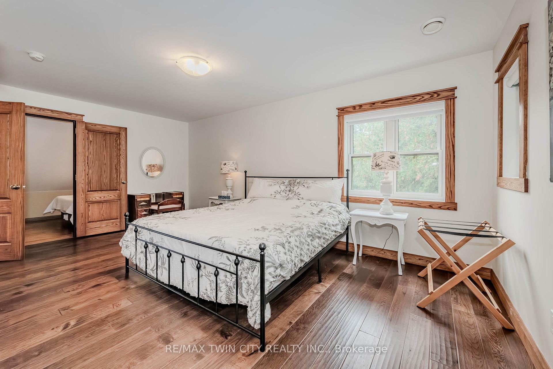 Photo 13 of 641 Watson Road S, Puslinch, Rural Puslinch East — HOMEH
