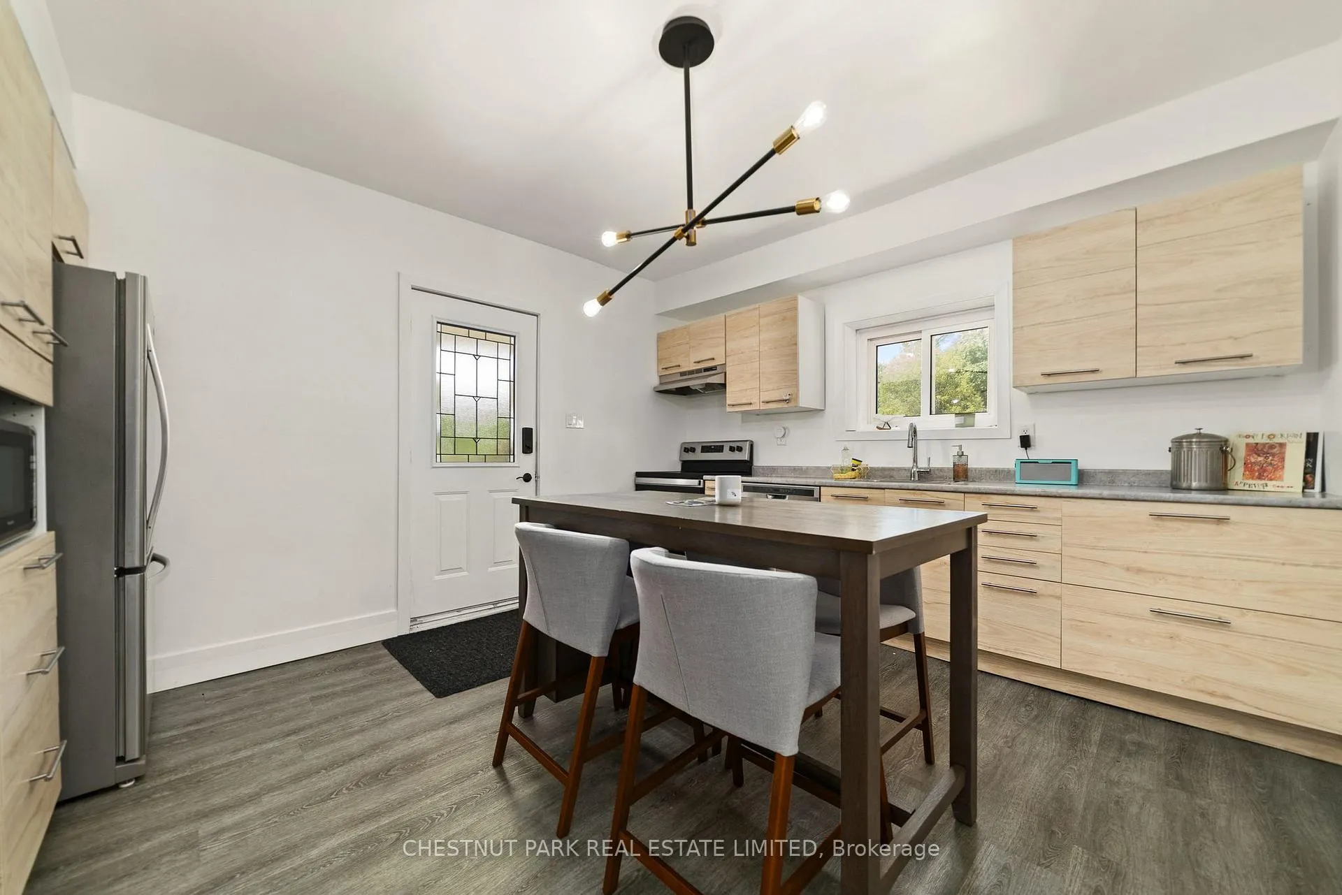 Photo 4 of 46 Consecon Street, Prince Edward County, Wellington Ward — HOMEH