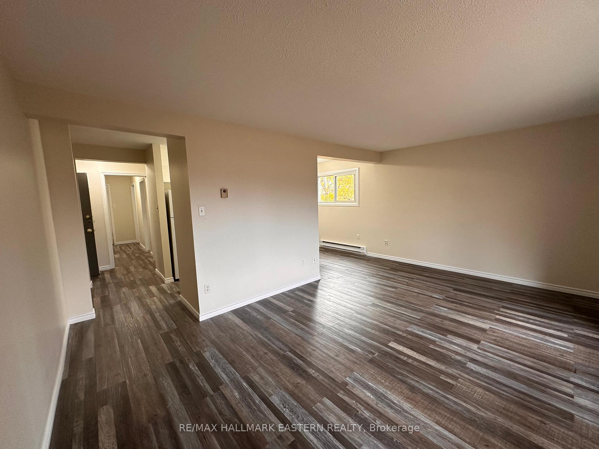Photo 9 of Unit 302, 106 Lansdowne Street, Peterborough, Town Ward 3 — HOMEH