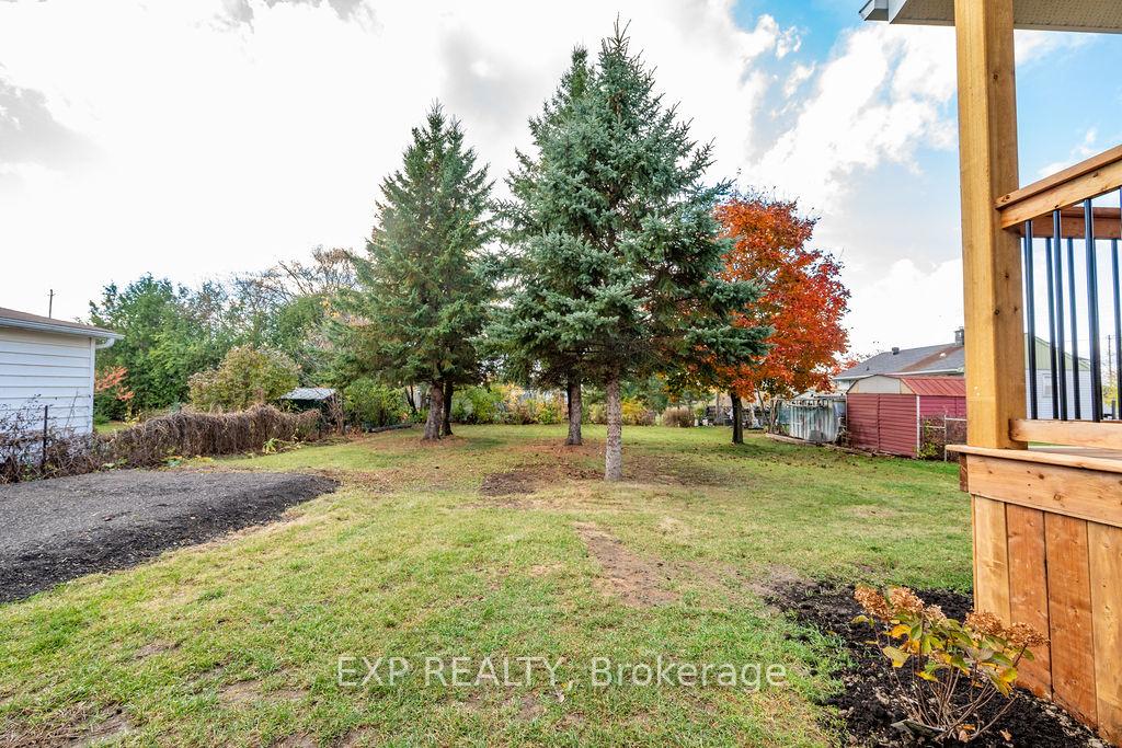 Photo 6 of 146 Blake Street, Renfrew — HOMEH