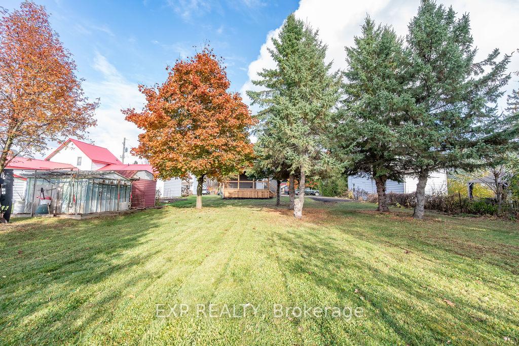 Photo 9 of 146 Blake Street, Renfrew — HOMEH