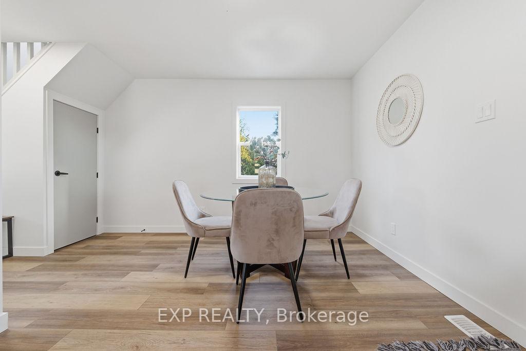 Photo 21 of 146 Blake Street, Renfrew — HOMEH