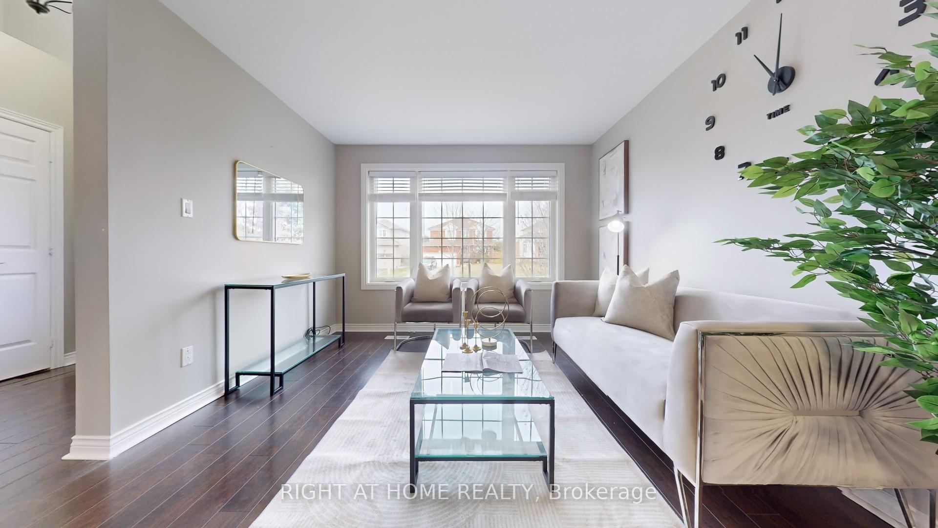 Photo 4 of 893 Sundance Circle, Oshawa, Northglen — HOMEH