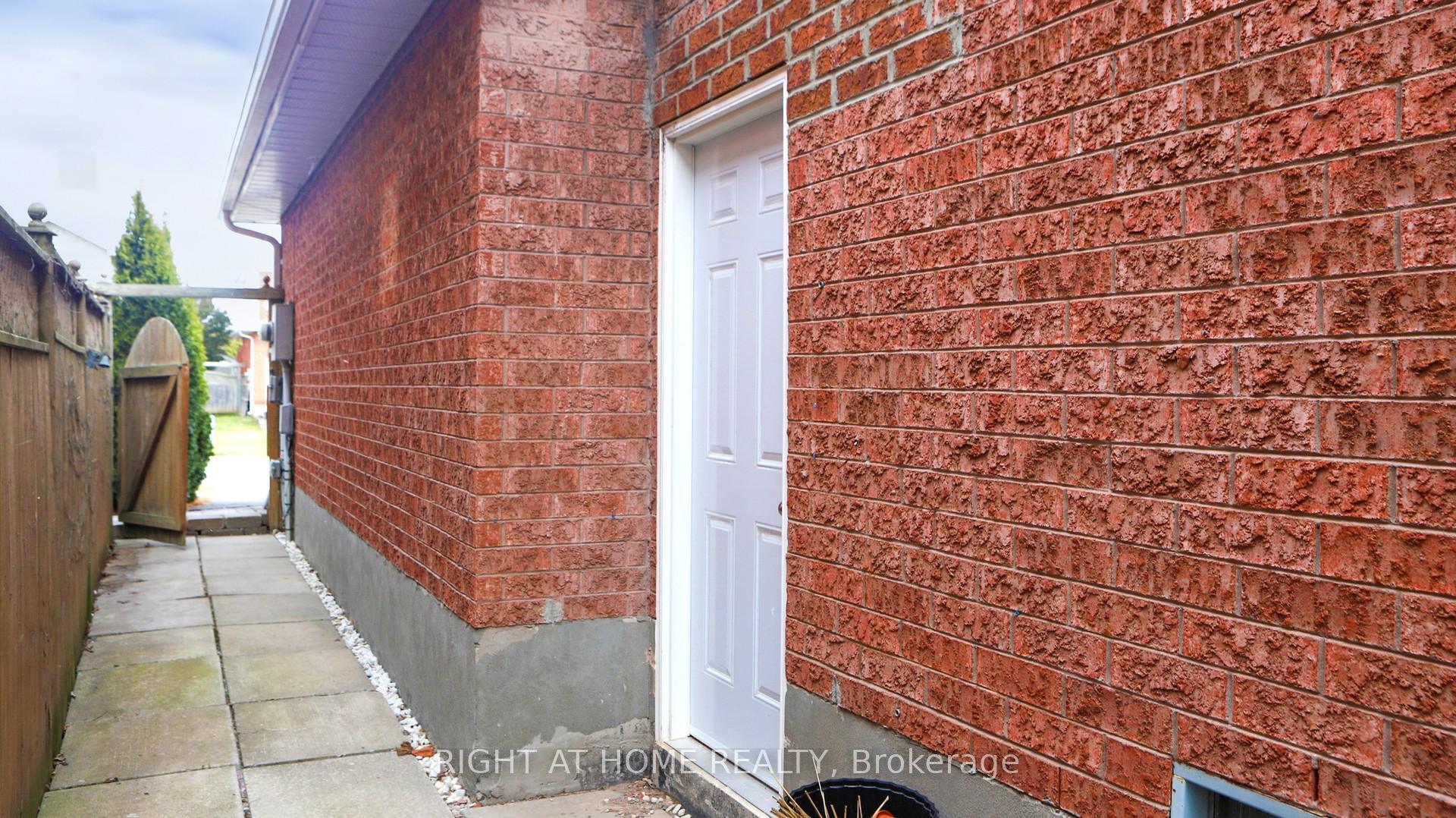 Photo 50 of 893 Sundance Circle, Oshawa, Northglen — HOMEH