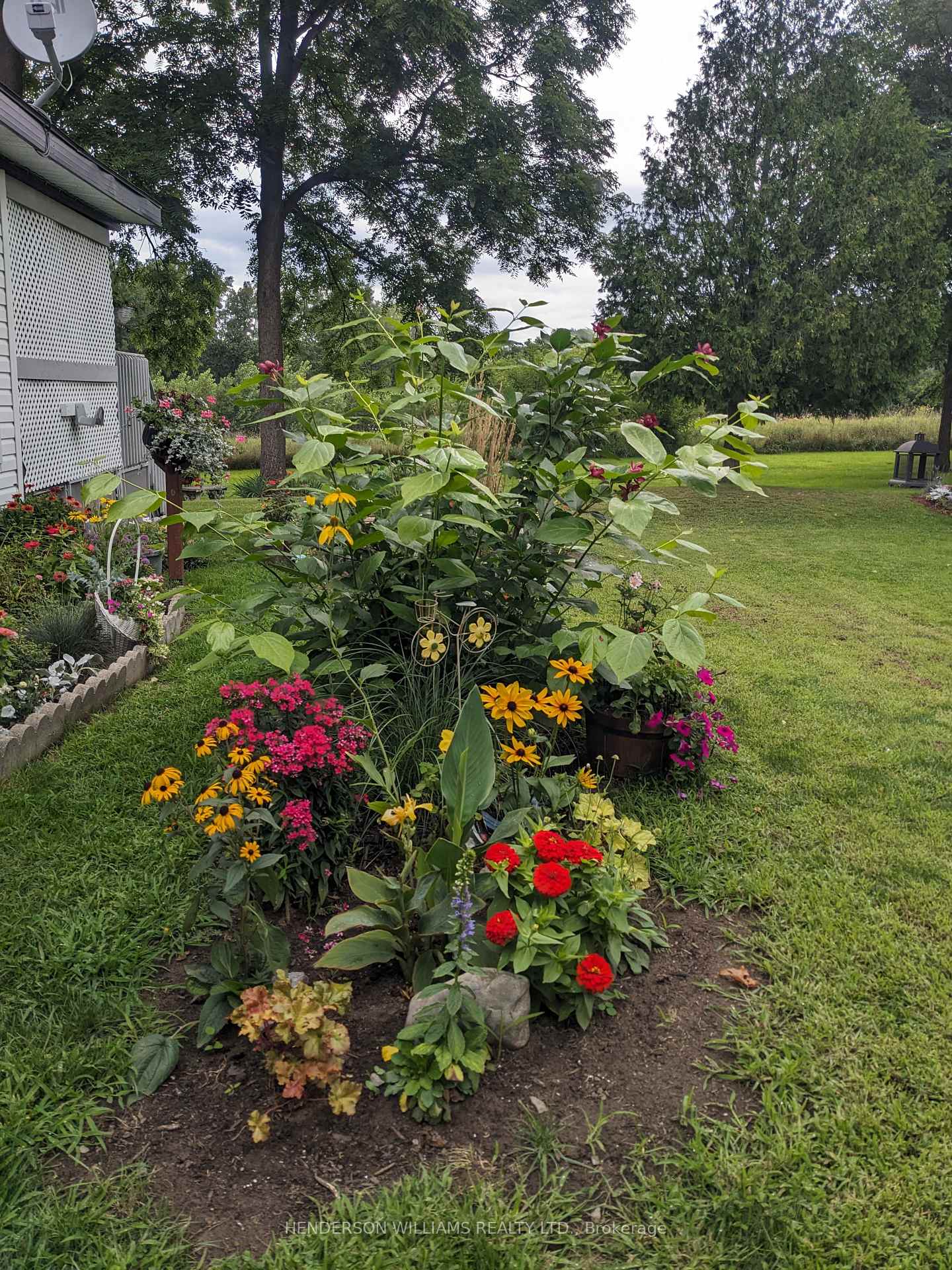 Photo 28 of Unit 23, 528 County Road 10 E, Prince Edward County, Hallowell Ward — HOMEH