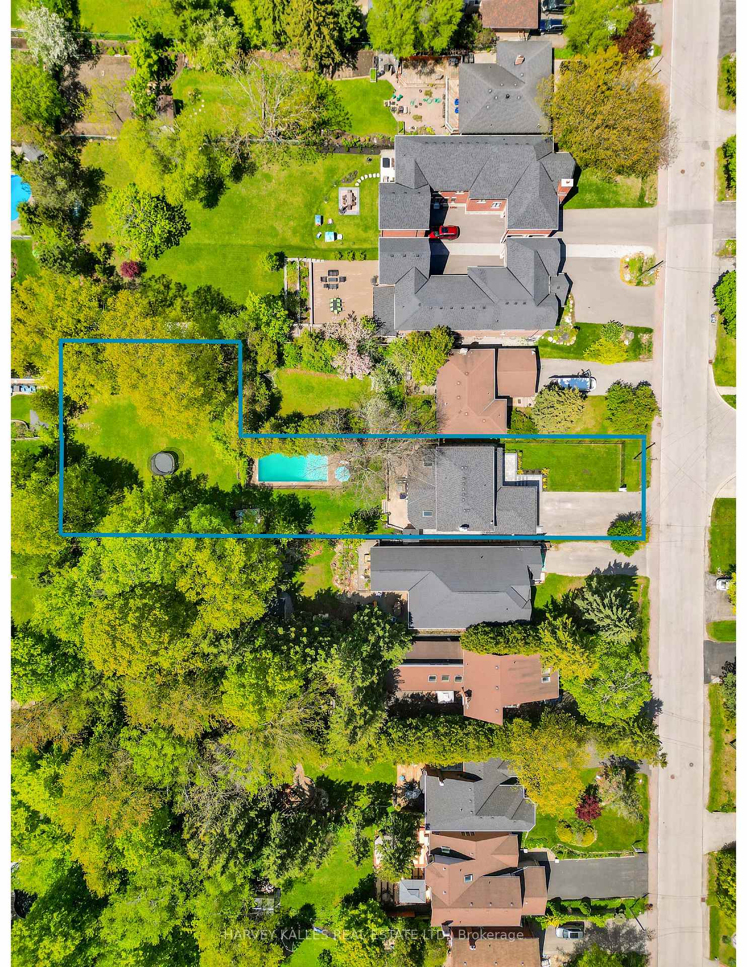 Front of 534 Oakwood Drive