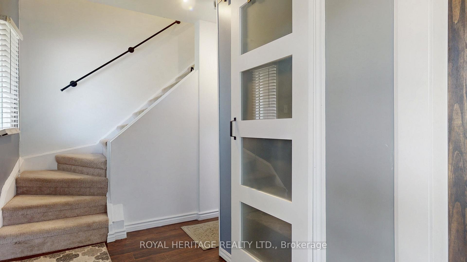 Photo 15 of 621 Cobblehill Drive, Oshawa, Pinecrest — HOMEH