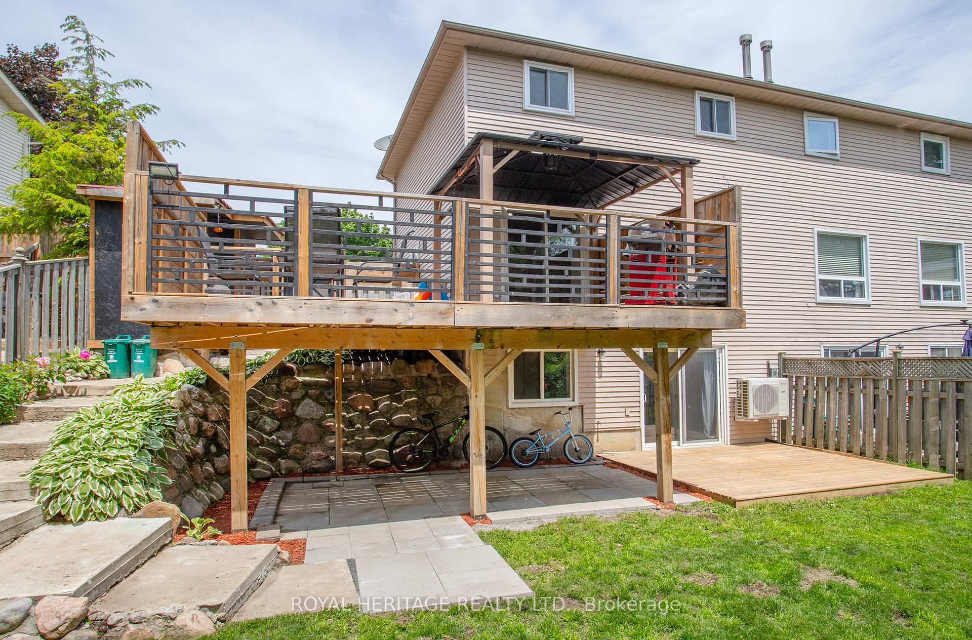Photo 28 of 621 Cobblehill Drive, Oshawa, Pinecrest — HOMEH