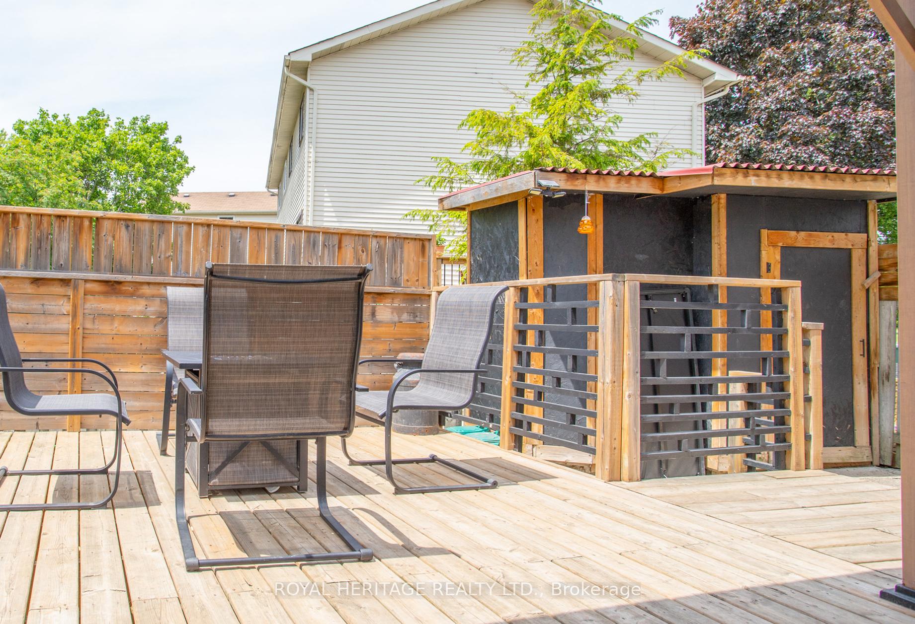 Photo 38 of 621 Cobblehill Drive, Oshawa, Pinecrest — HOMEH
