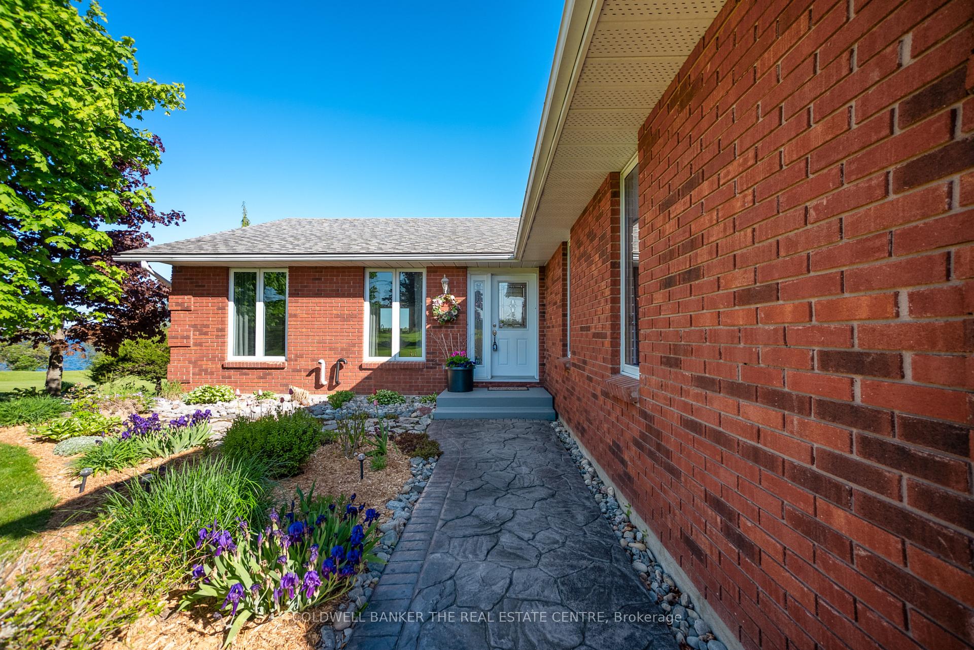 Photo 4 of 1530 County Rd 35, Prince Edward County, Sophiasburg Ward — HOMEH
