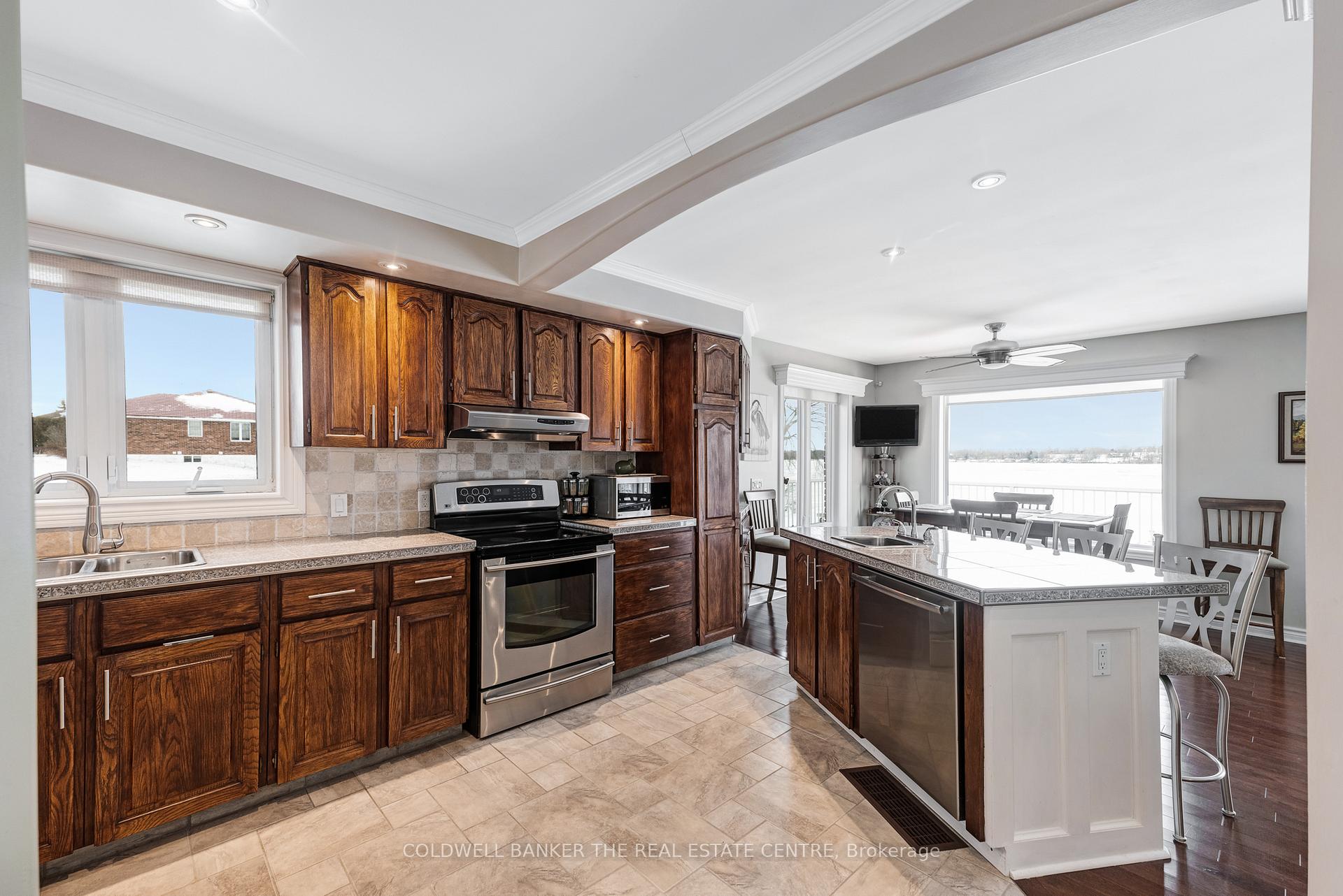 Photo 28 of 1530 County Rd 35, Prince Edward County, Sophiasburg Ward — HOMEH