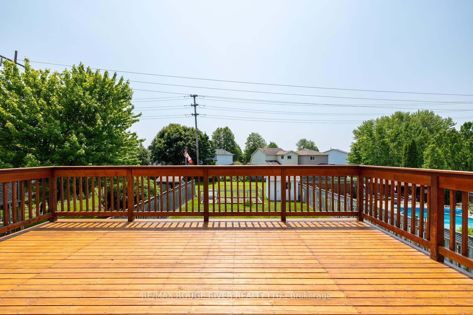 Photo 15 of 887 Beatrice Street E, Oshawa, Pinecrest — HOMEH