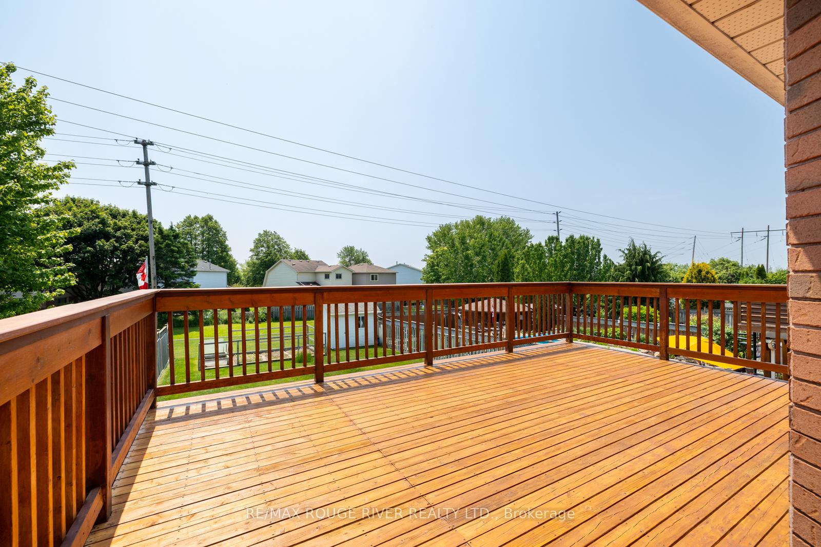 Photo 17 of 887 Beatrice Street E, Oshawa, Pinecrest — HOMEH