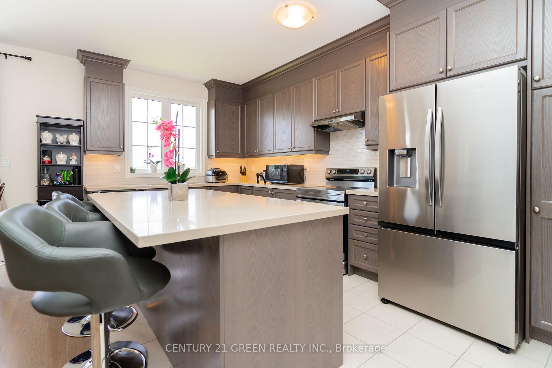 Photo 15 of 1090 Pisces Trail, Pickering, Rural Pickering — HOMEH