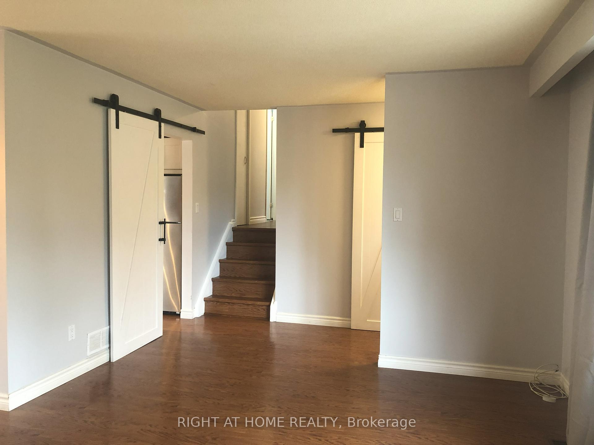 Photo 4 of Unit Upper, 361 Hillcroft Street, Oshawa, O'Neill — HOMEH