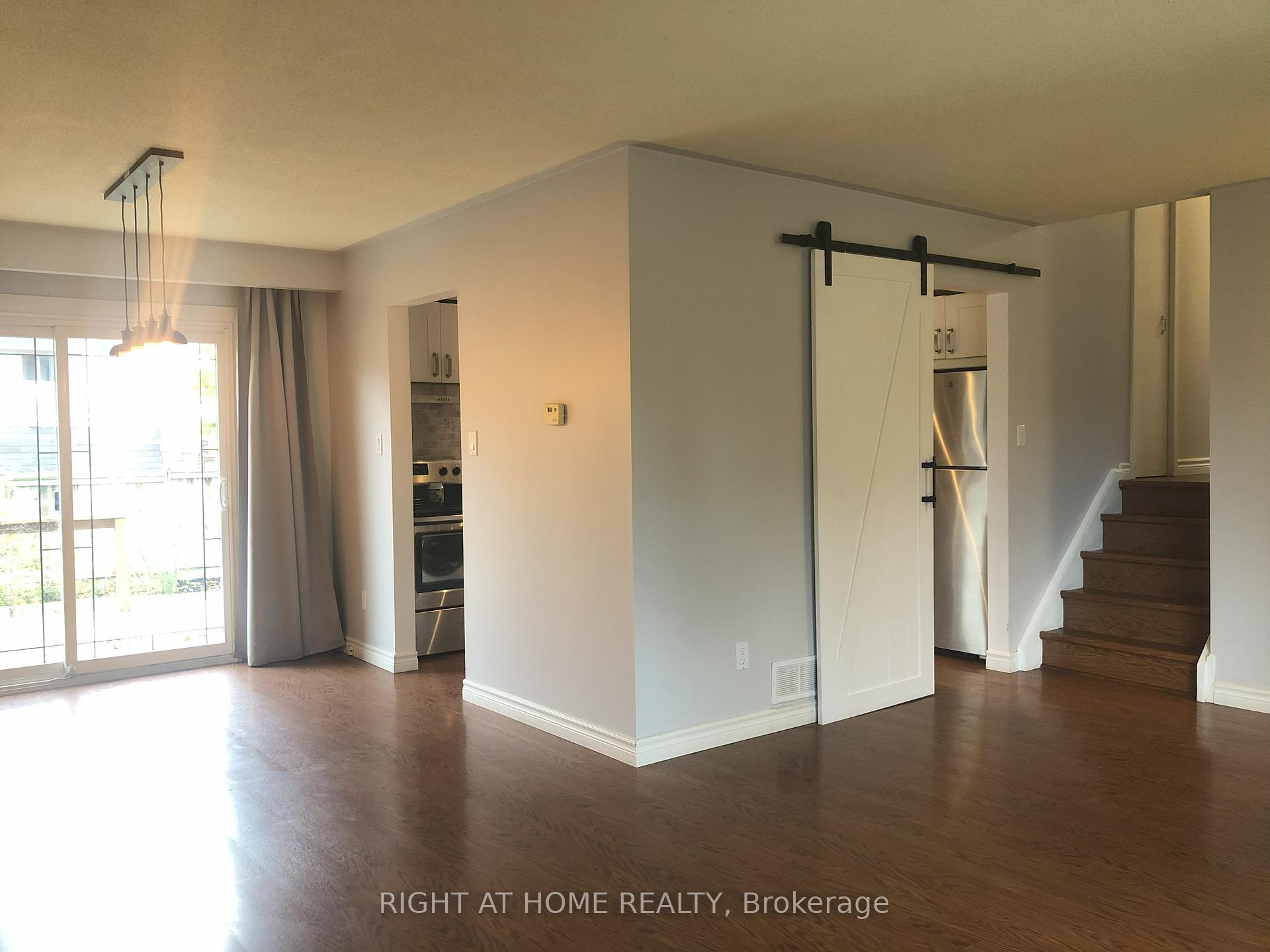 Photo 5 of Unit Upper, 361 Hillcroft Street, Oshawa, O'Neill — HOMEH