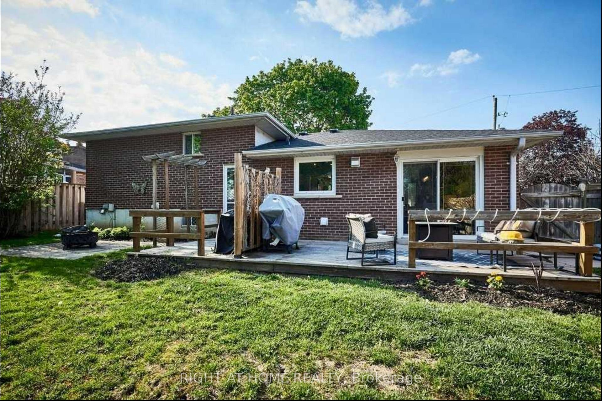 Photo 13 of Unit Upper, 361 Hillcroft Street, Oshawa, O'Neill — HOMEH