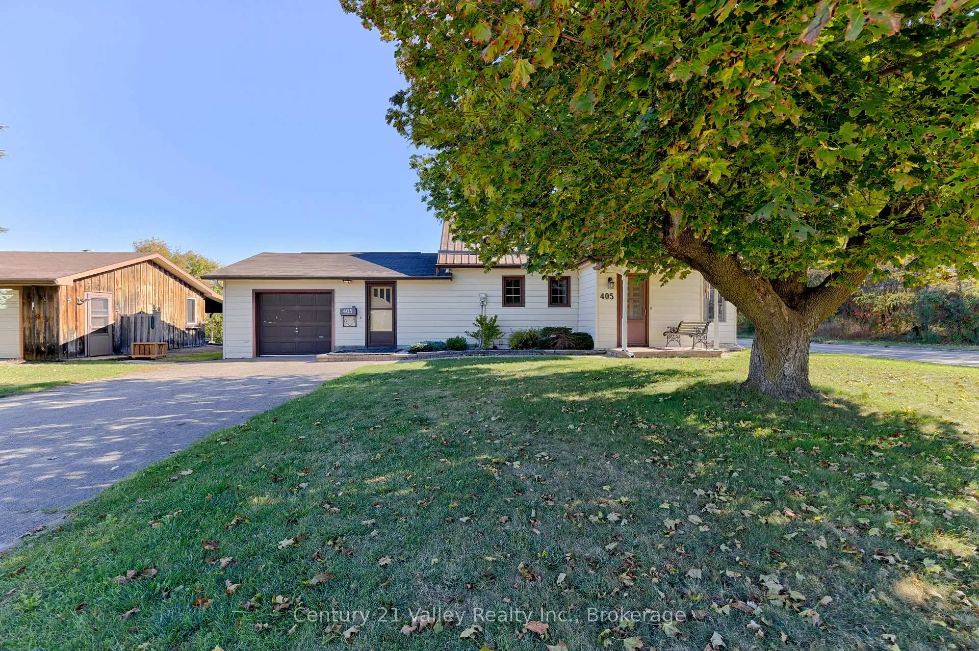 Photo 1 of 405 Moore Street, Renfrew — HOMEH
