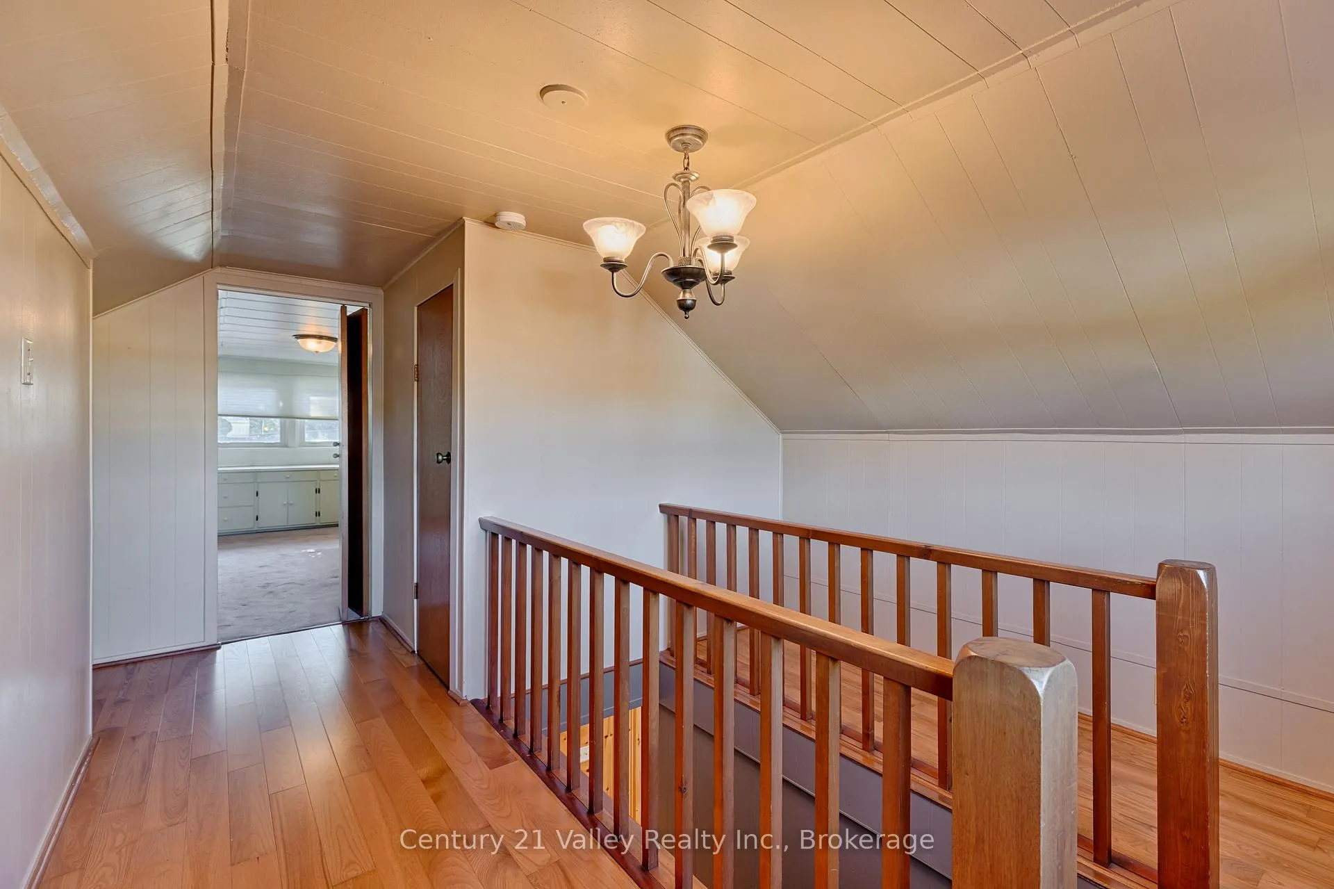 Photo 41 of 405 Moore Street, Renfrew — HOMEH