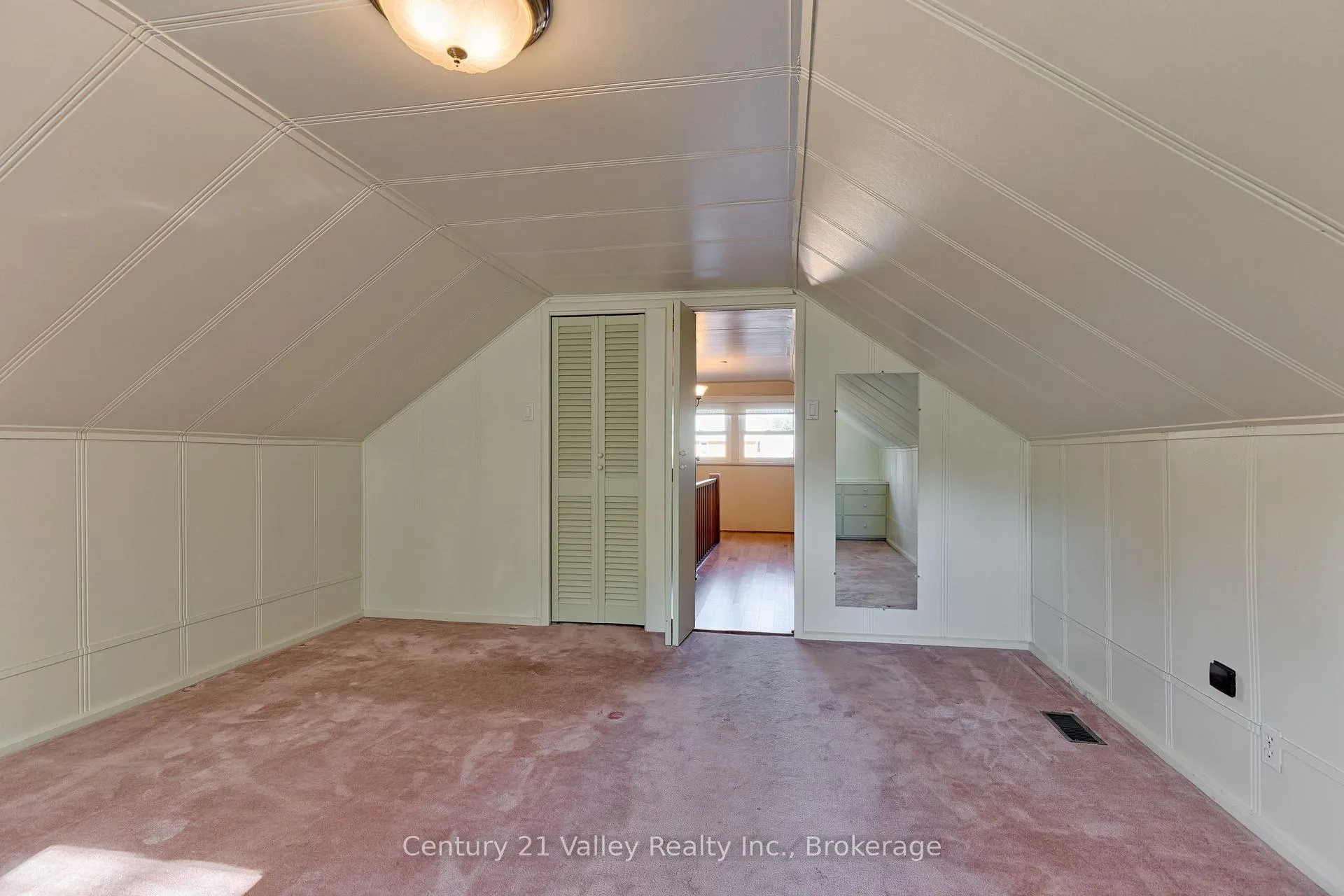 Photo 47 of 405 Moore Street, Renfrew — HOMEH