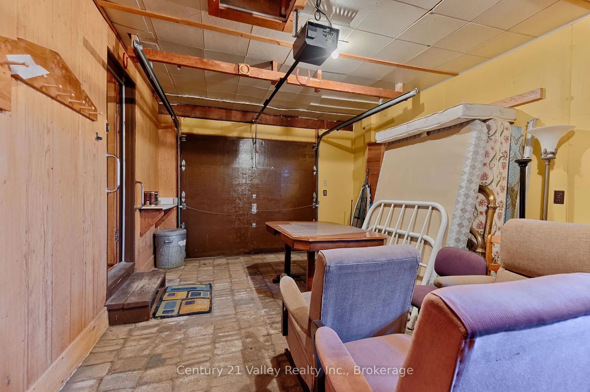 Photo 50 of 405 Moore Street, Renfrew — HOMEH