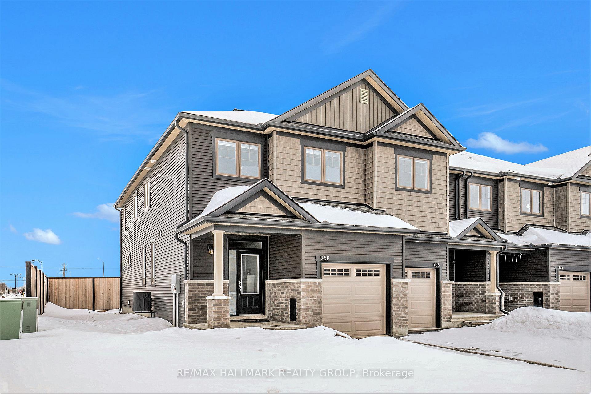 Photo 2 of 958 Socca Crescent, Ottawa, Notting Hill/Summerside — HOMEH