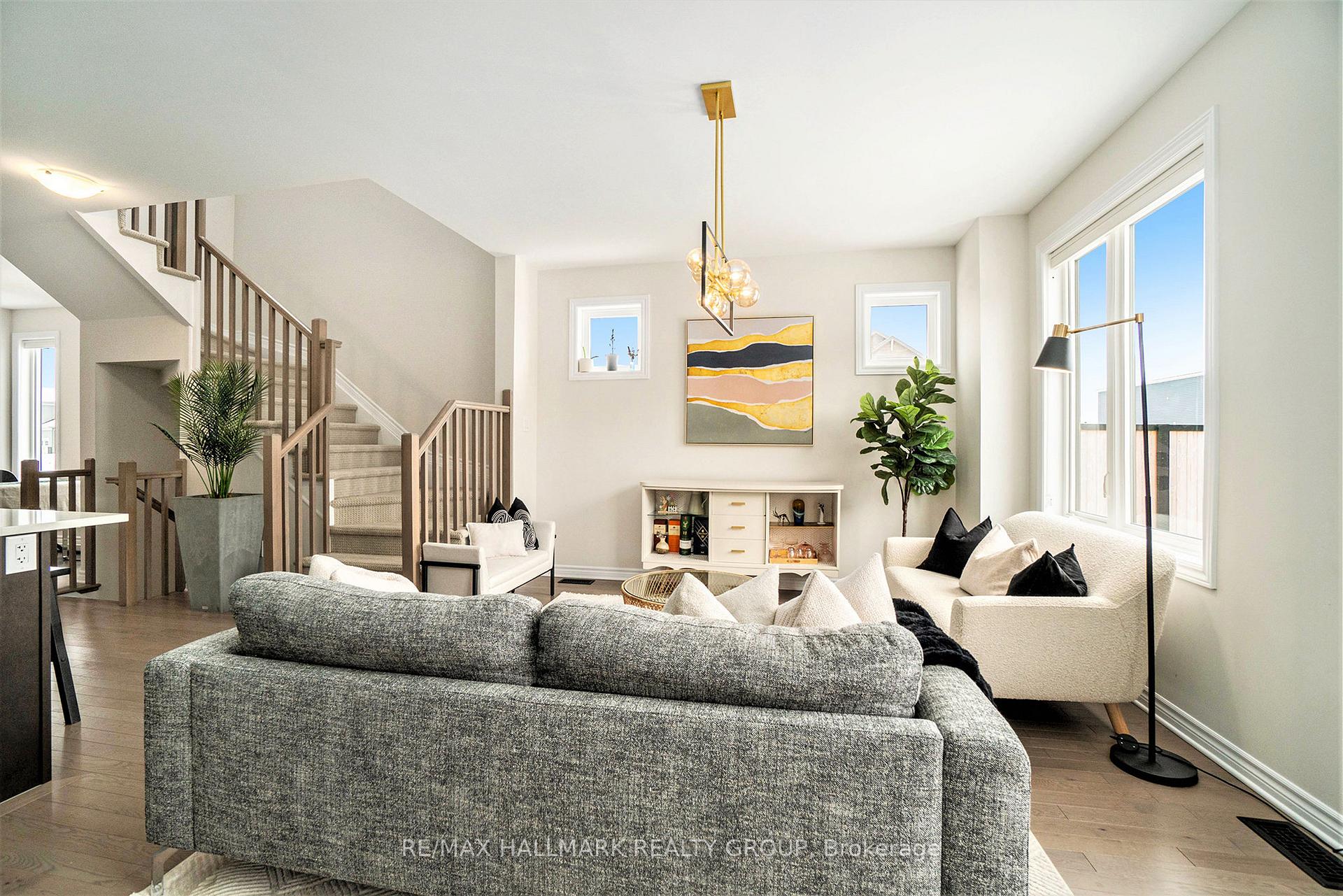 Photo 11 of 958 Socca Crescent, Ottawa, Notting Hill/Summerside — HOMEH