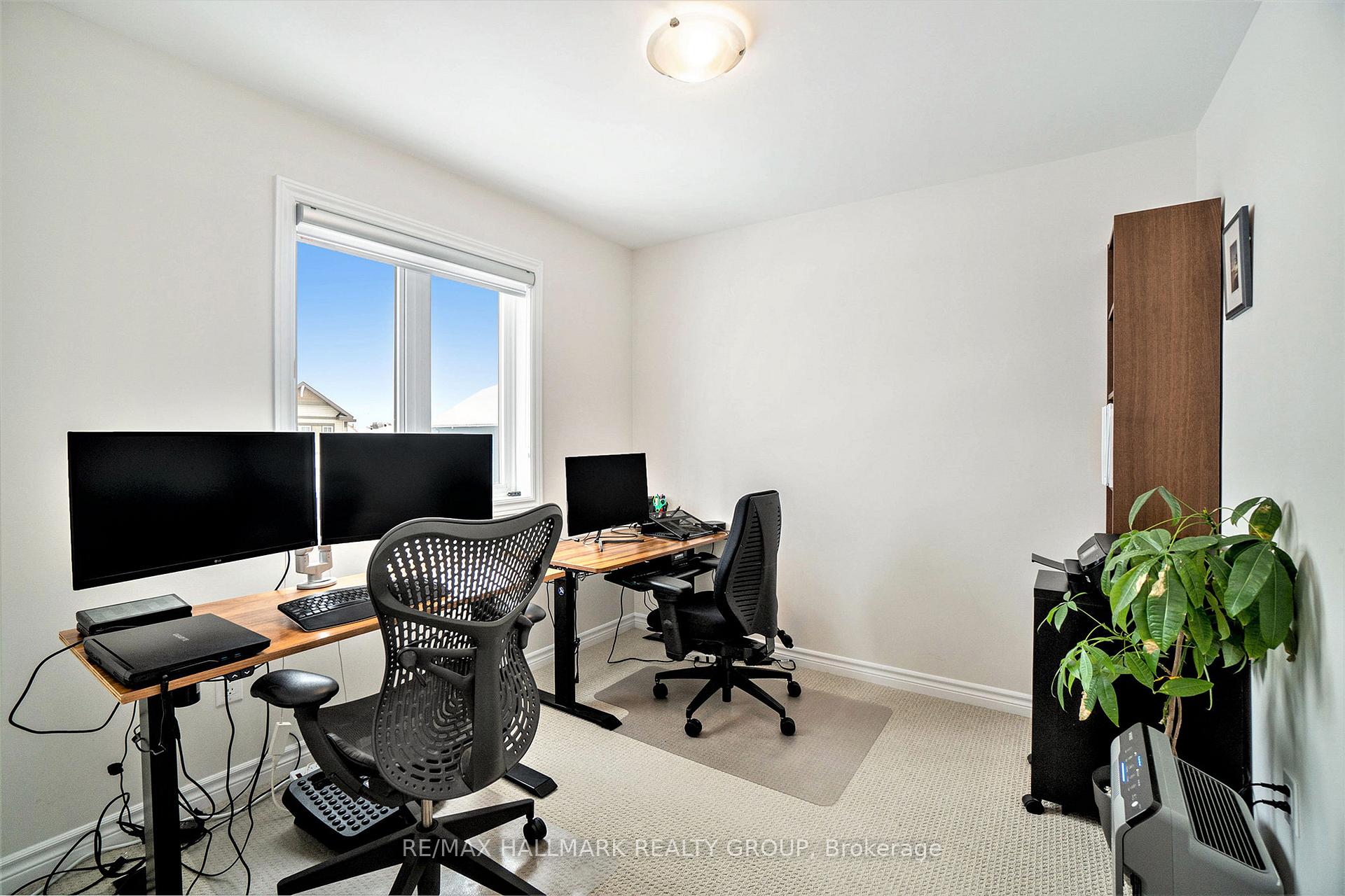 Photo 13 of 958 Socca Crescent, Ottawa, Notting Hill/Summerside — HOMEH