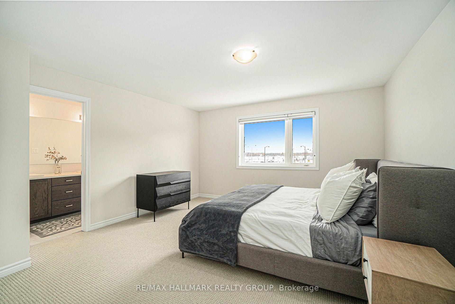 Photo 14 of 958 Socca Crescent, Ottawa, Notting Hill/Summerside — HOMEH