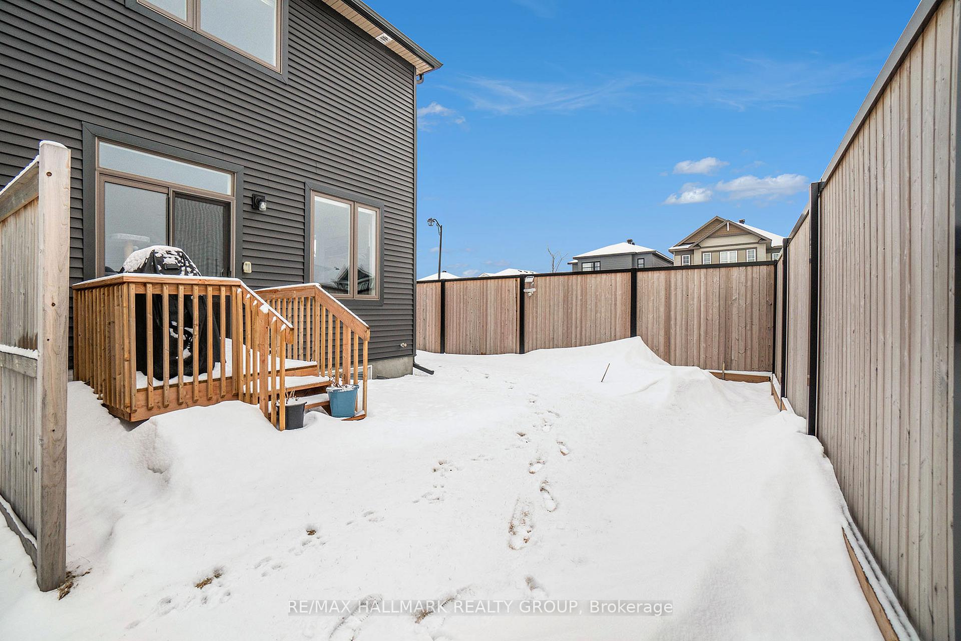 Photo 24 of 958 Socca Crescent, Ottawa, Notting Hill/Summerside — HOMEH