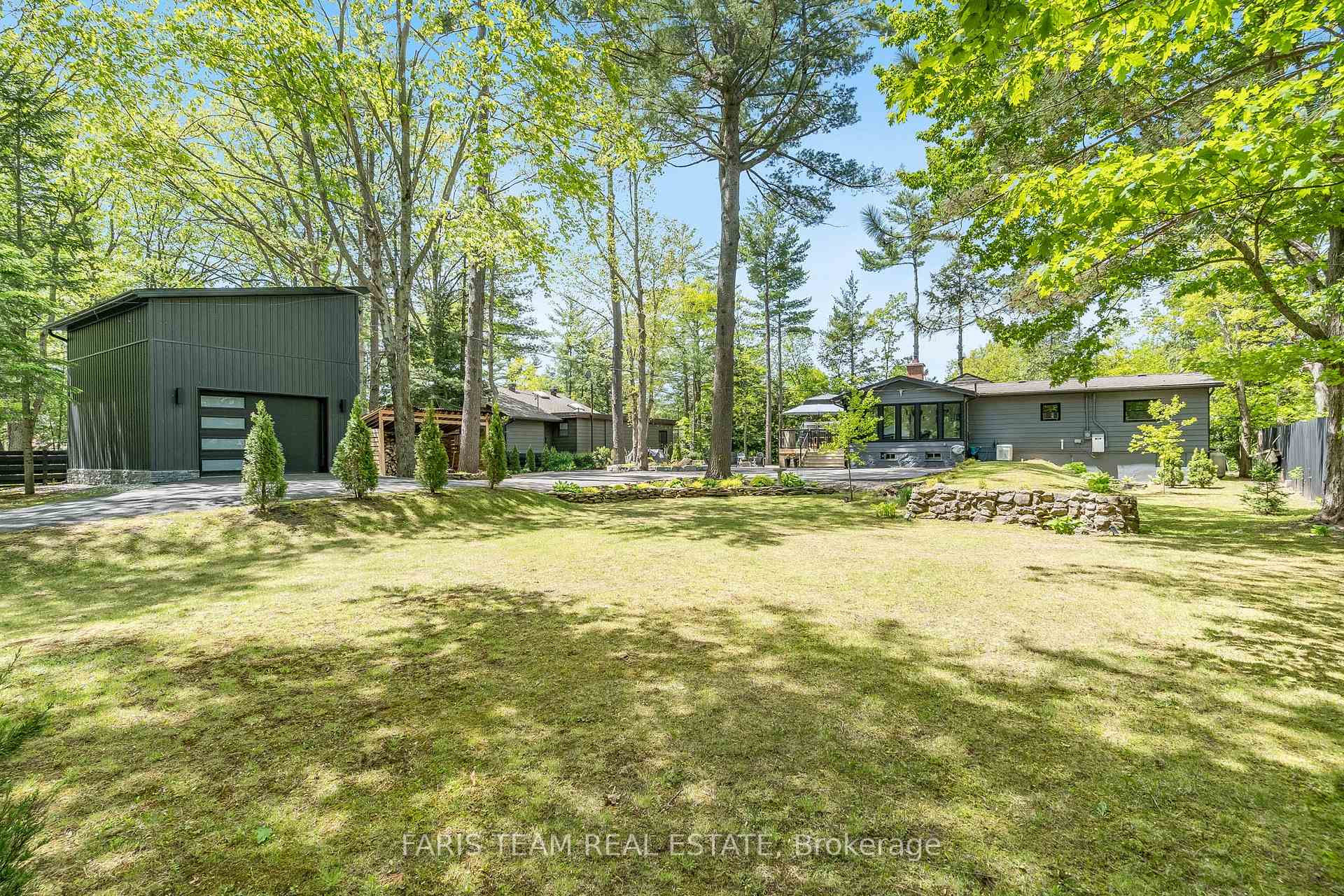 Photo 3 of 7672 Birch Drive, Ramara, Rural Ramara — HOMEH