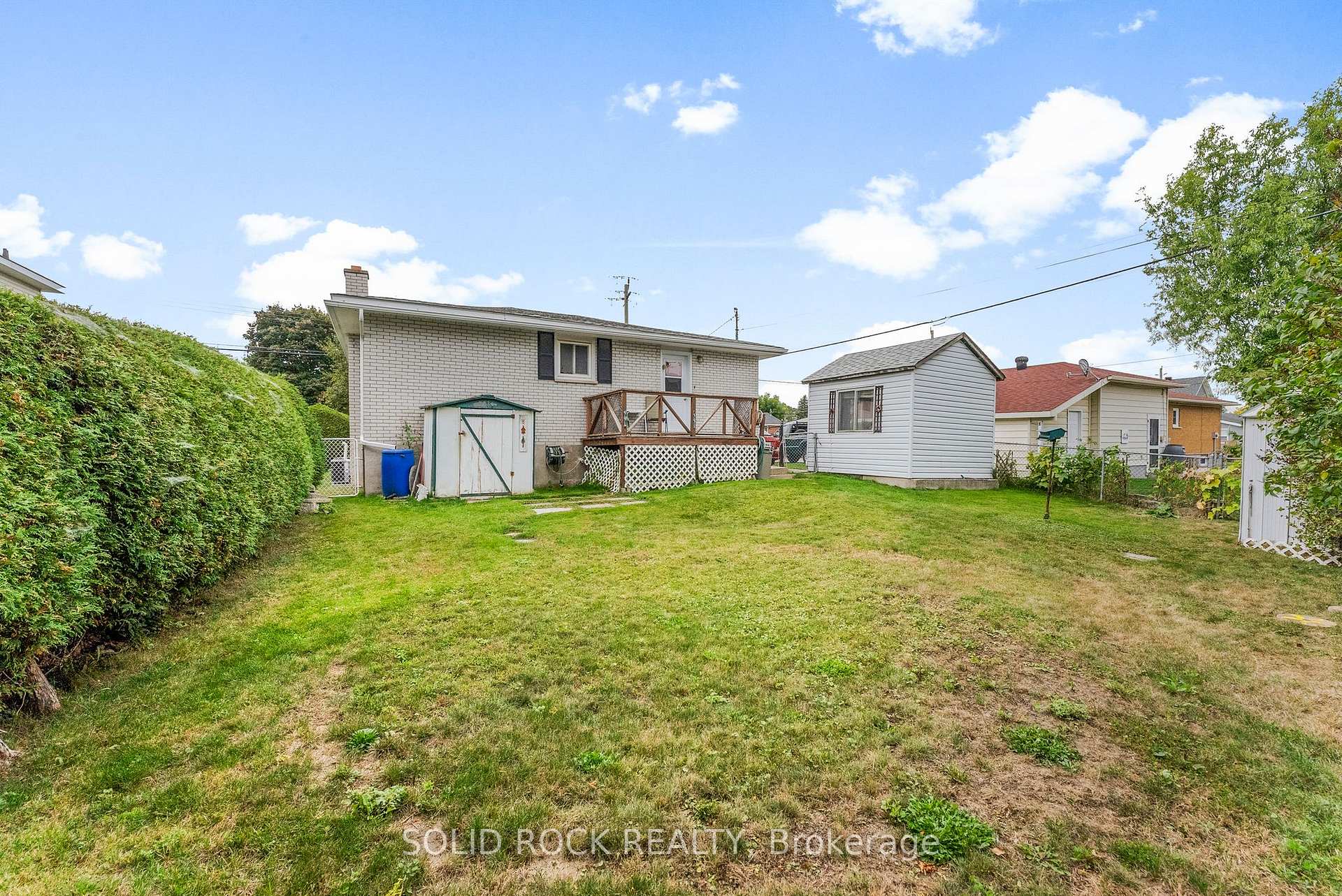 Photo 24 of 923 Raglan Street S, Renfrew — HOMEH