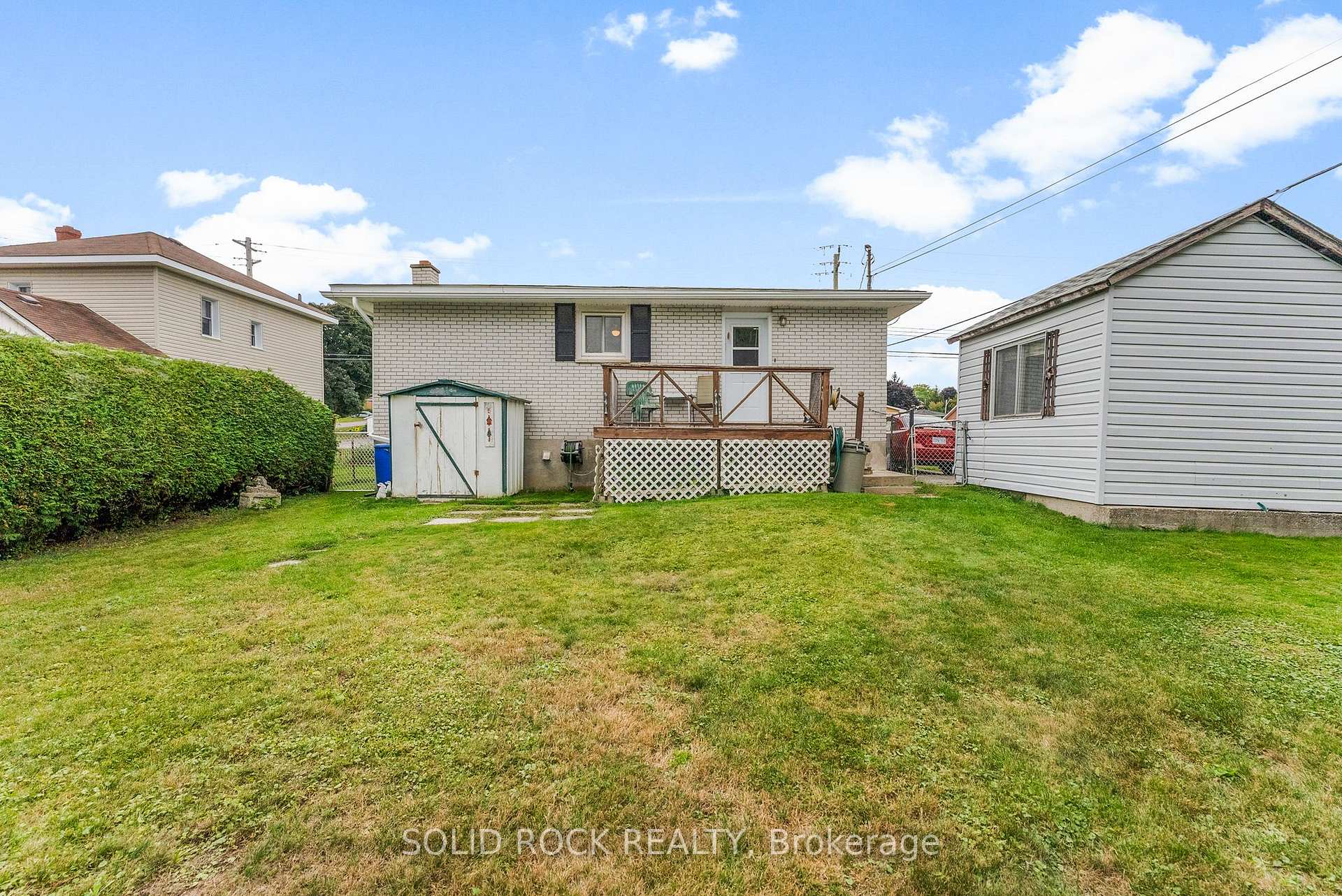 Photo 25 of 923 Raglan Street S, Renfrew — HOMEH