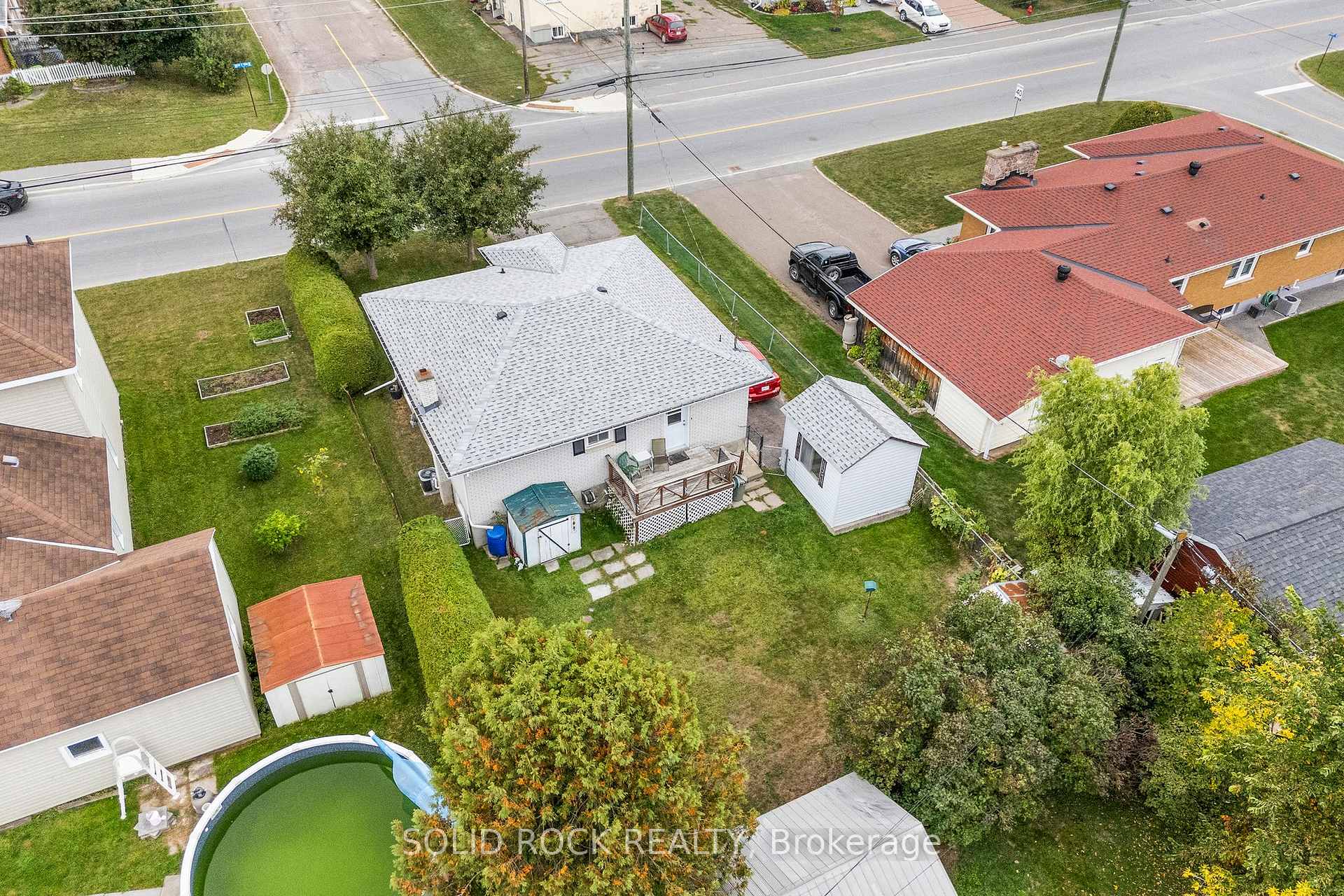Photo 30 of 923 Raglan Street S, Renfrew — HOMEH
