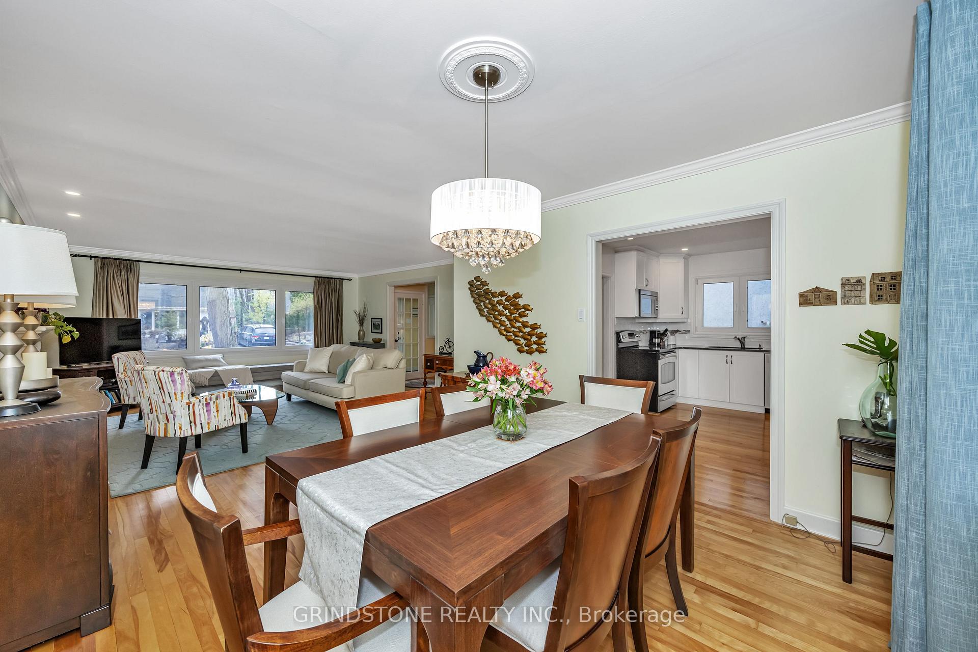 Photo 6 of 45 Corona Avenue, Ottawa, Rockcliffe — HOMEH