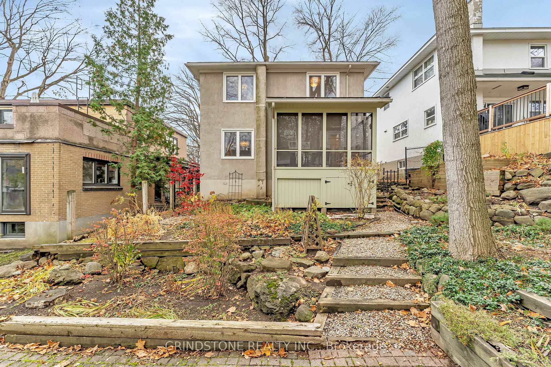 Photo 23 of 45 Corona Avenue, Ottawa, Rockcliffe — HOMEH