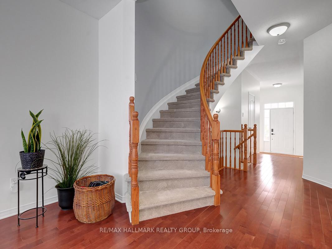 Photo 16 of 1408 Comfrey Crescent, Ottawa, Notting Hill/Summerside — HOMEH