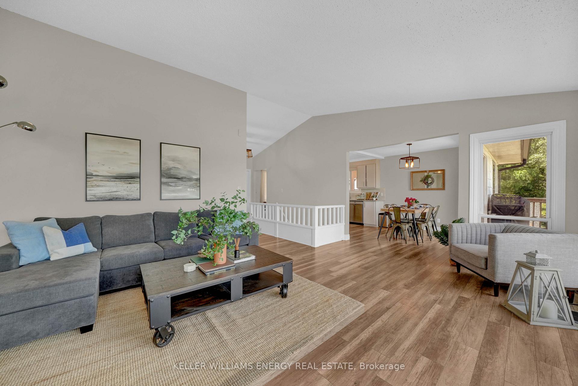 Photo 12 of 2867 County Road 15, Prince Edward County, Sophiasburg Ward — HOMEH