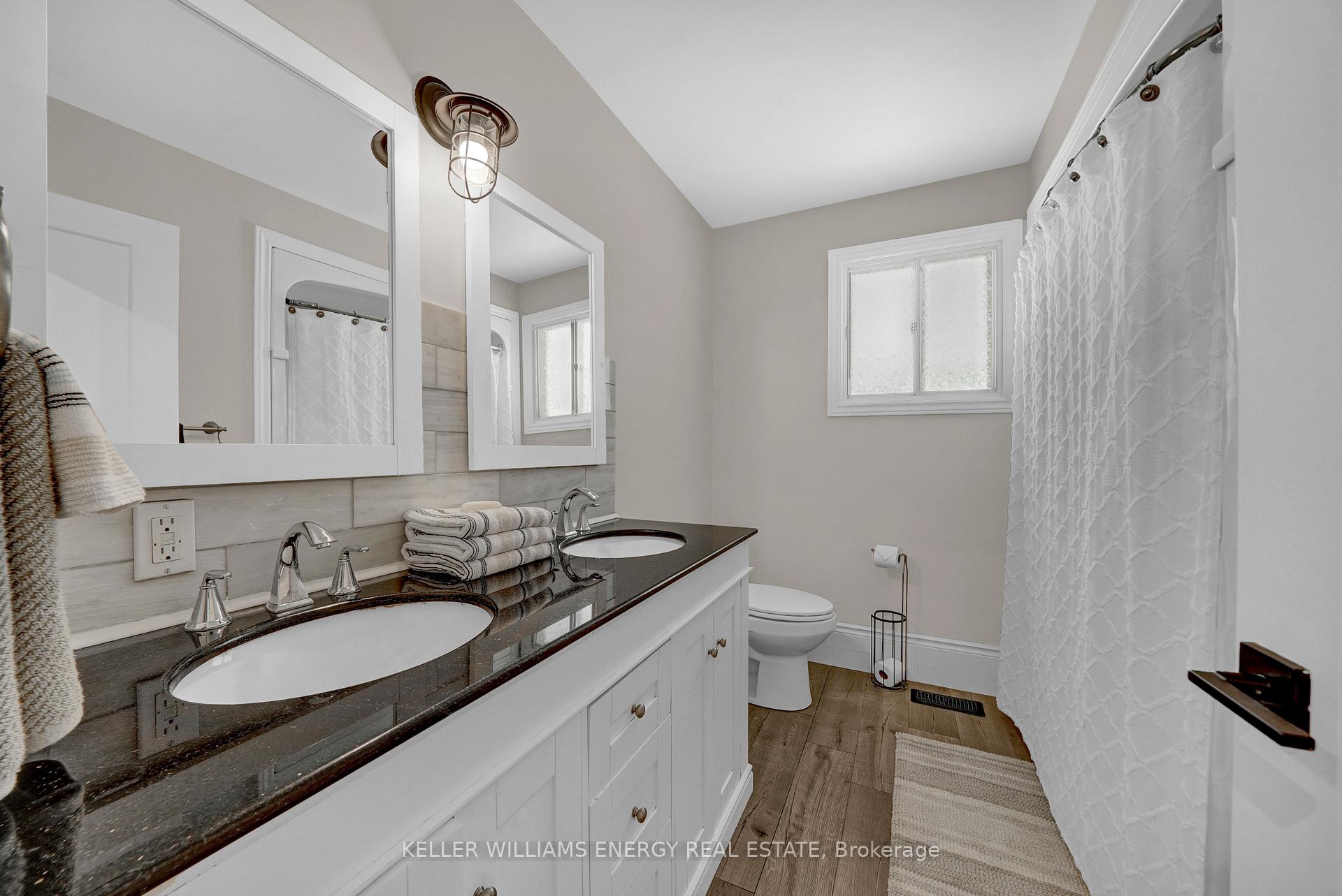 Photo 14 of 2867 County Road 15, Prince Edward County, Sophiasburg Ward — HOMEH