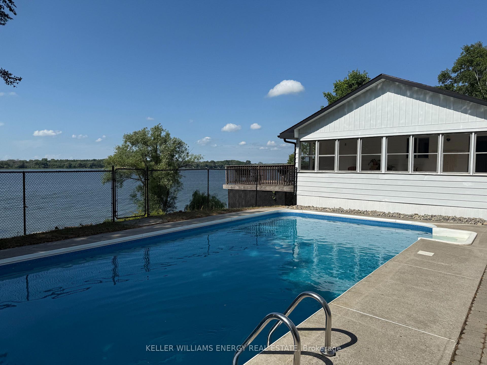 Photo 25 of 2867 County Road 15, Prince Edward County, Sophiasburg Ward — HOMEH