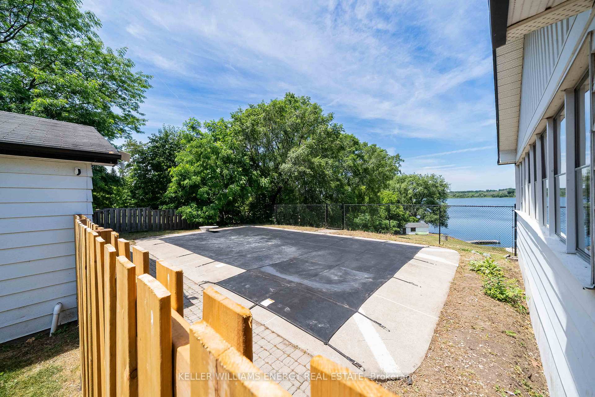 Photo 29 of 2867 County Road 15, Prince Edward County, Sophiasburg Ward — HOMEH