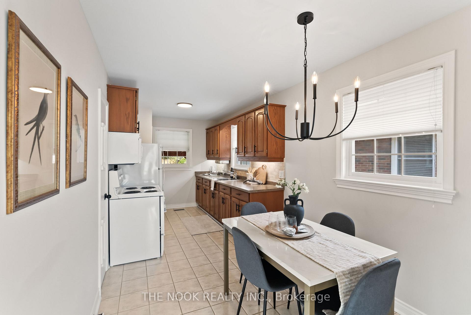 Photo 8 of 287 Windsor Street, Oshawa, Donevan — HOMEH