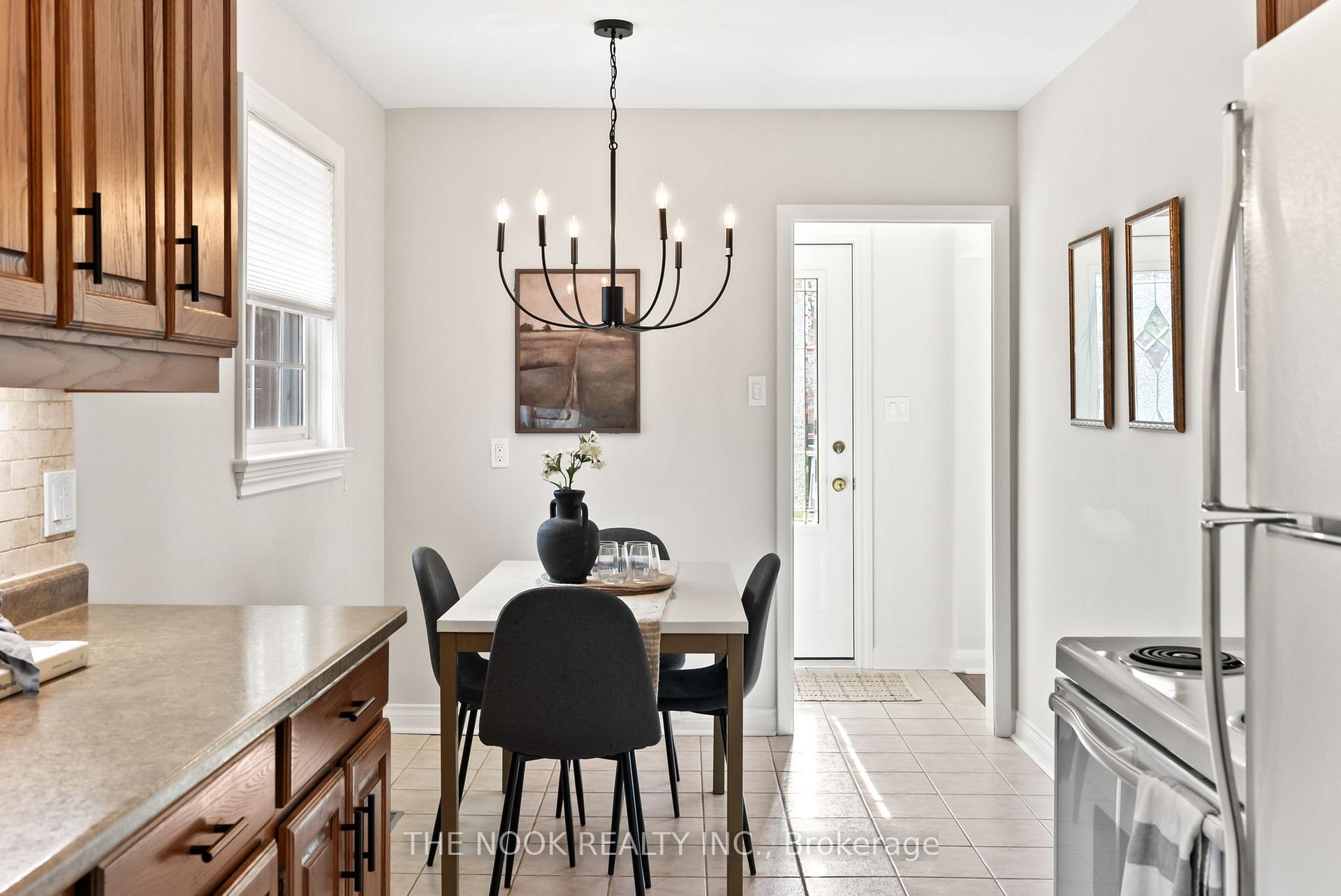 Photo 13 of 287 Windsor Street, Oshawa, Donevan — HOMEH