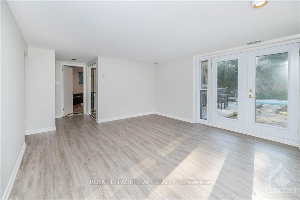 Photo 11 of 65 Lakeway Drive, Ottawa, Rockcliffe — HOMEH