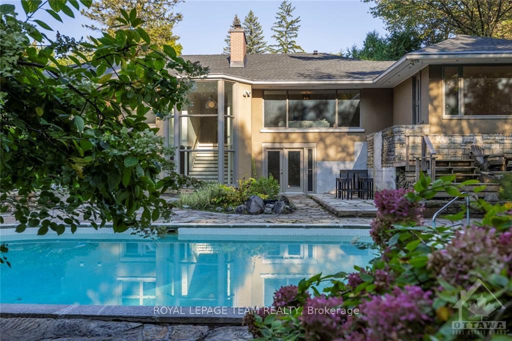 Photo 13 of 65 Lakeway Drive, Ottawa, Rockcliffe — HOMEH