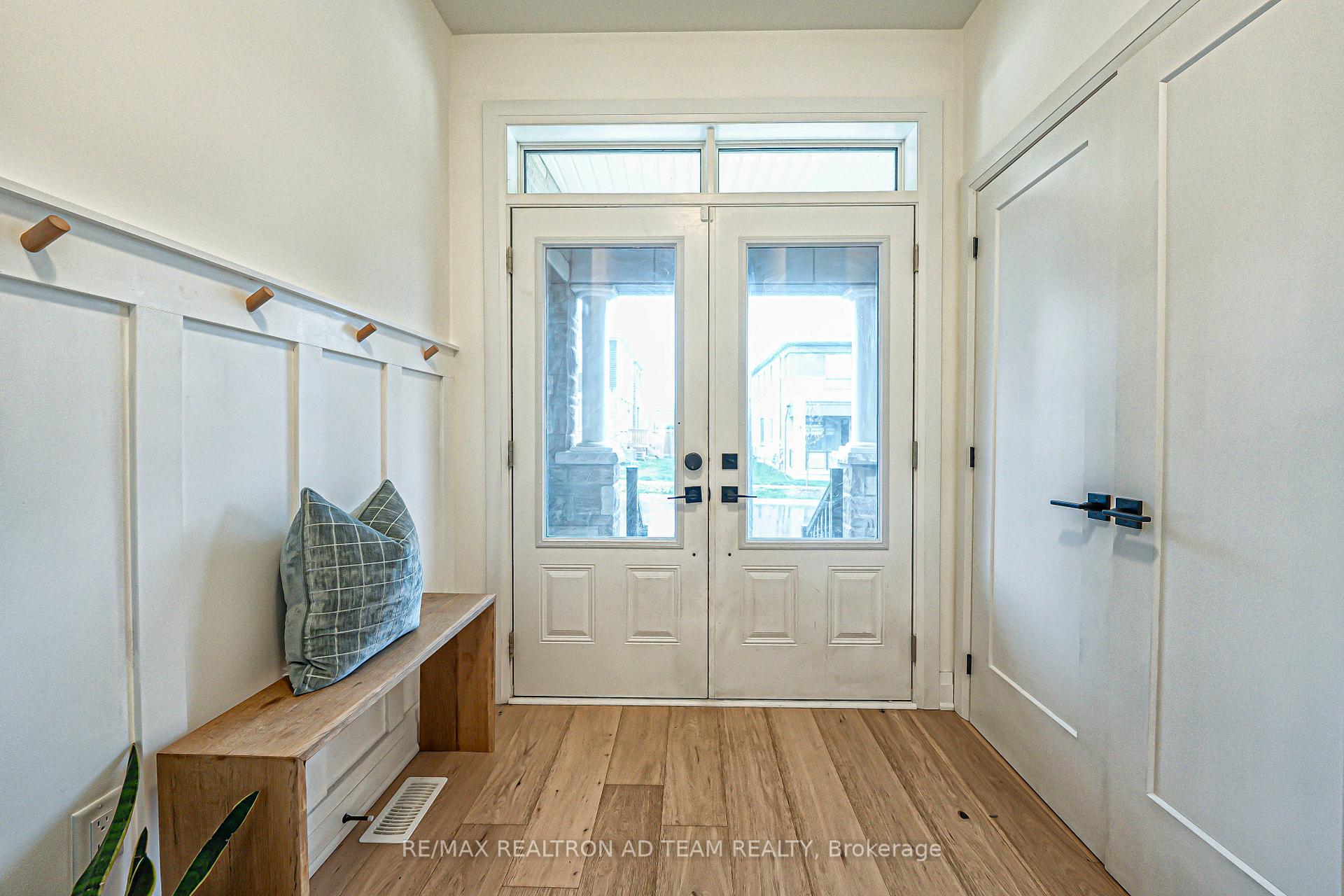 Photo 3 of 3110 Willowridge Path, Pickering, Rural Pickering — HOMEH