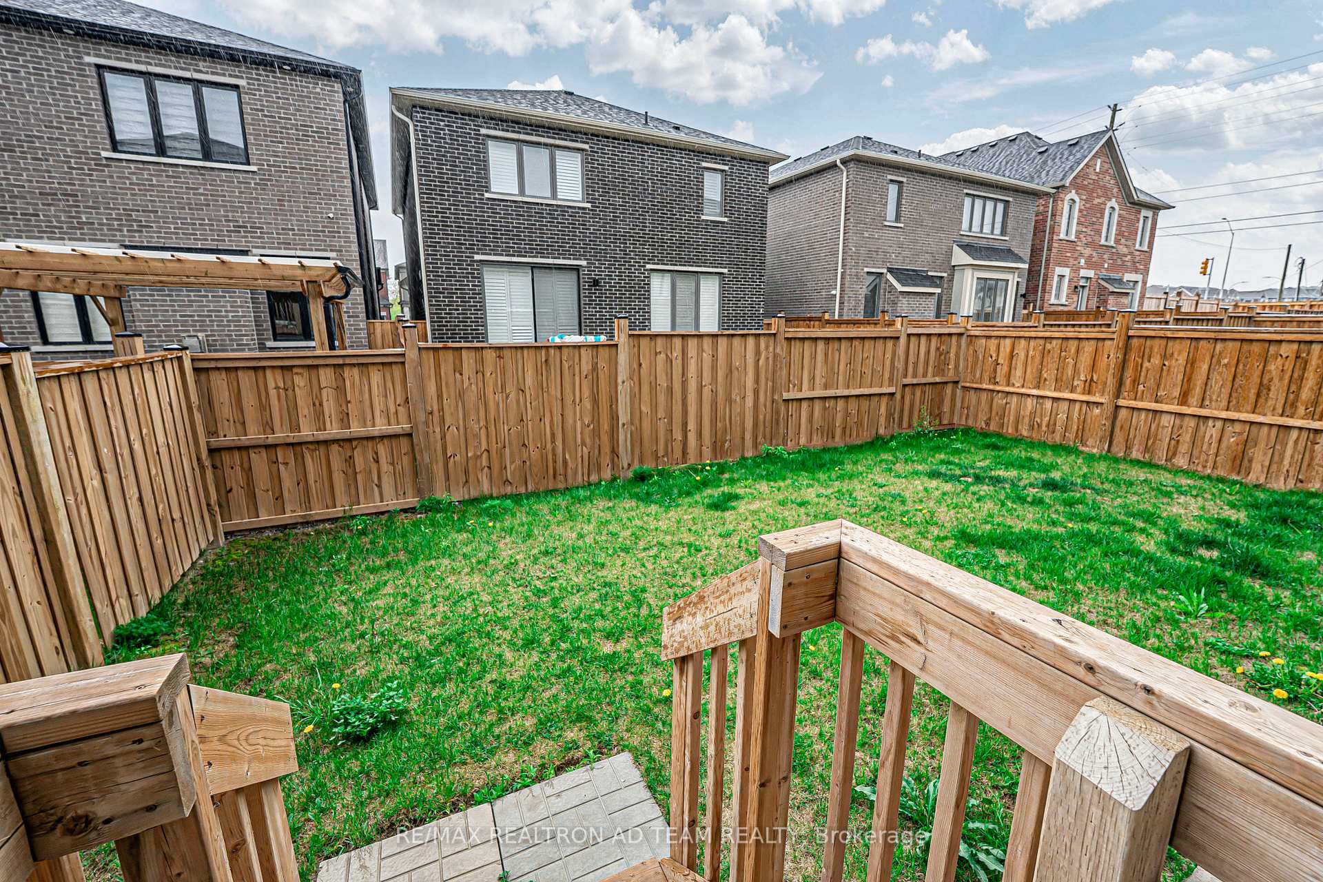 Photo 35 of 3110 Willowridge Path, Pickering, Rural Pickering — HOMEH